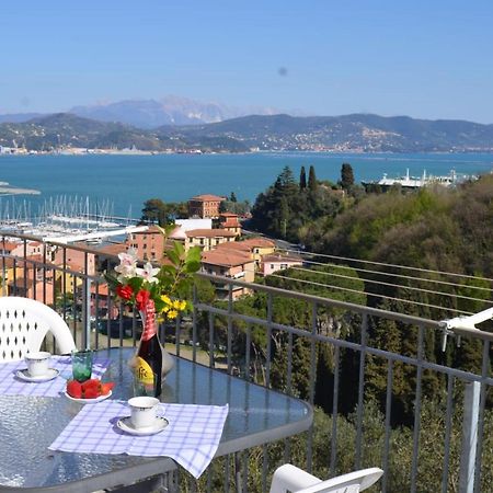 Wonderful Sea View - Terrace And Parking Apartment Fezzano  Exterior foto