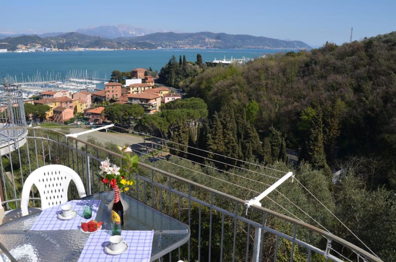Wonderful Sea View - Terrace And Parking Apartment Fezzano  Exterior foto